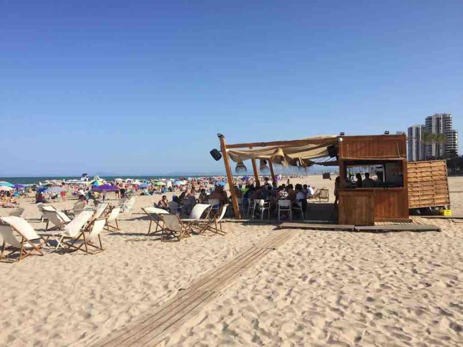 New Stylish Beach Front Apartment クリェラ エクステリア 写真